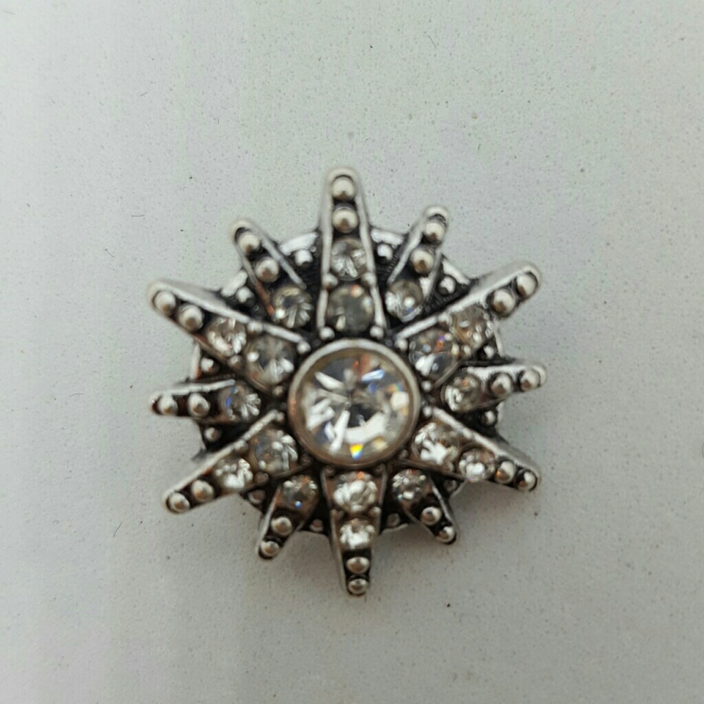 Snap charm for snap bracelet